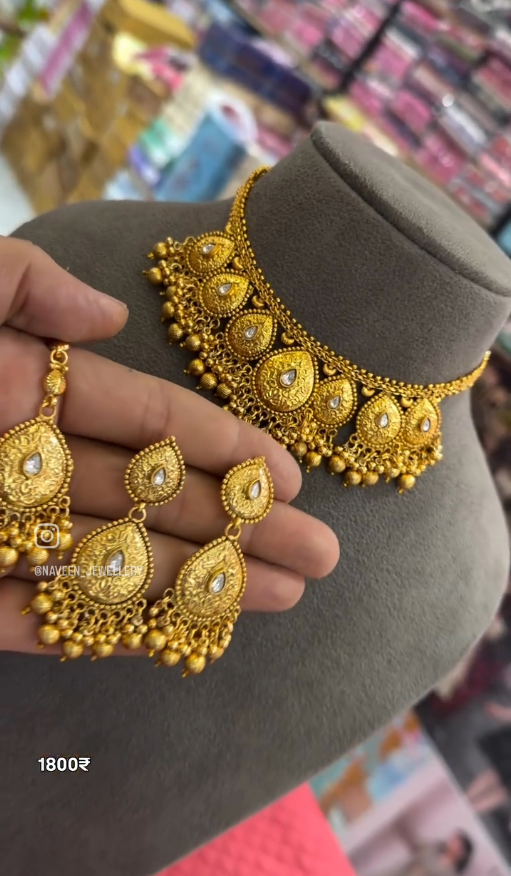 Necklace Set with Maang Tikka - Image 3