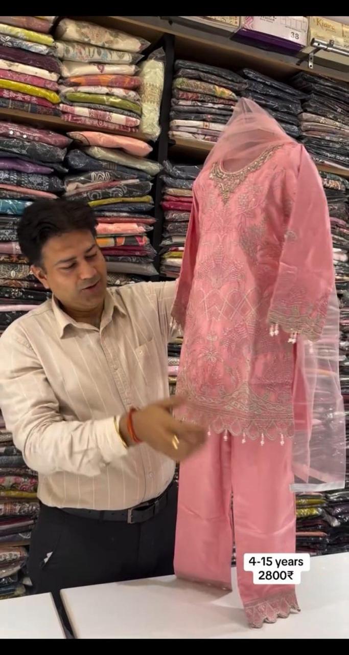 Pakistani Style Suit