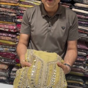 Pakistani Style Suit